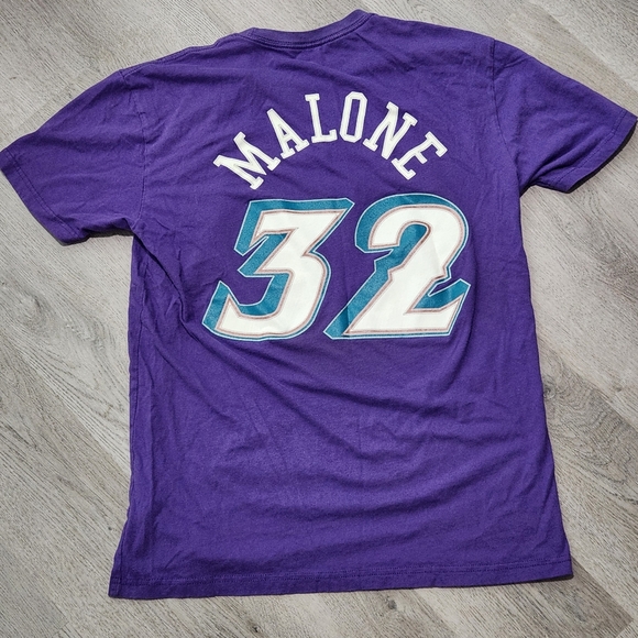 Mitchell & Ness Utah Jazz Malone #32 T-shirt Size Medium Harwood Classics - Picture 2 of 8